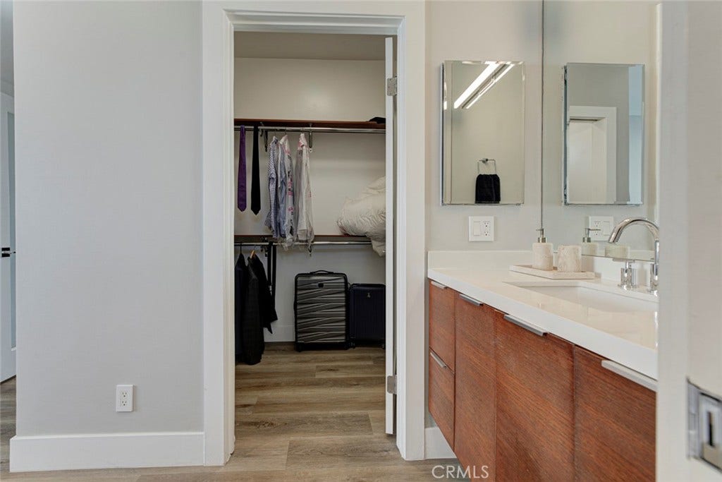 1080 Everett, Echo Park, CA 90026 1080 Everett, Echo Park, CA 90026