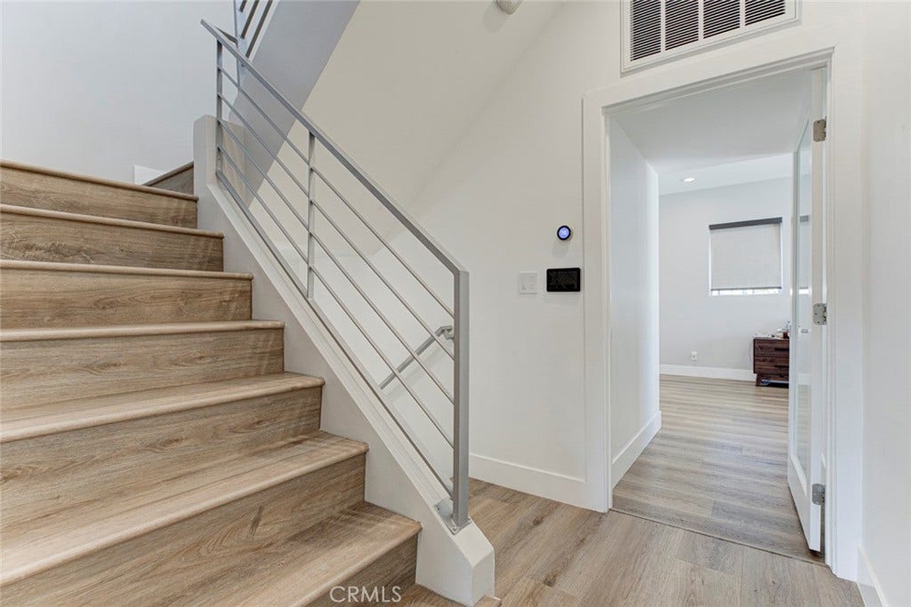 1080 Everett, Echo Park, CA 90026 1080 Everett, Echo Park, CA 90026