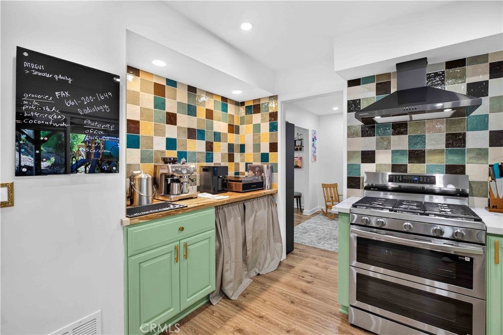 28711 Macklin Avenue, Canyon Country, CA 91387 28711 Macklin Avenue, Canyon Country, CA 91387