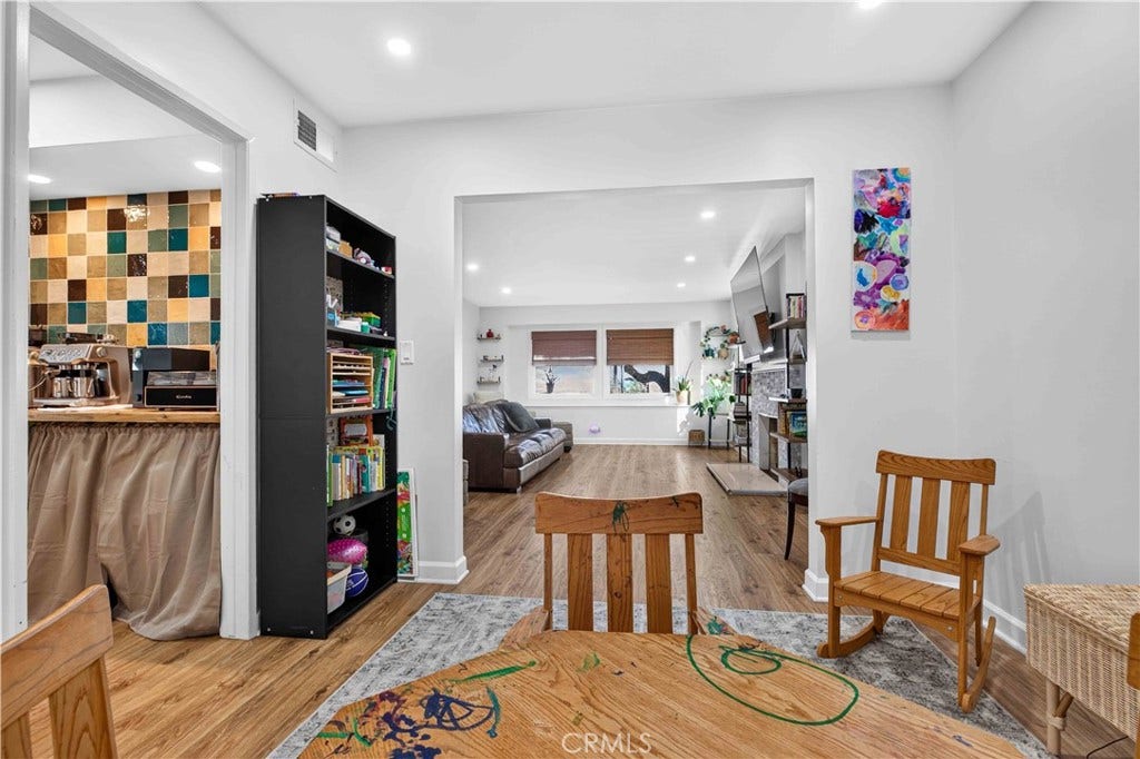 28711 Macklin Avenue, Canyon Country, CA 91387 28711 Macklin Avenue, Canyon Country, CA 91387