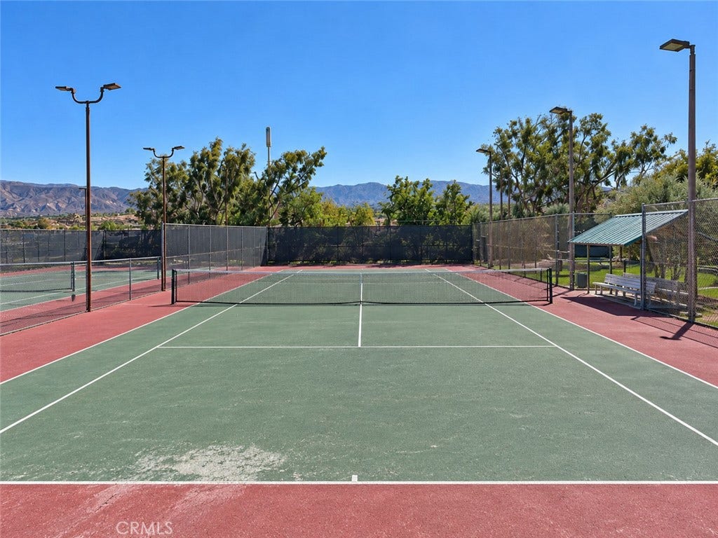 28711 Macklin Avenue, Canyon Country, CA 91387 28711 Macklin Avenue, Canyon Country, CA 91387