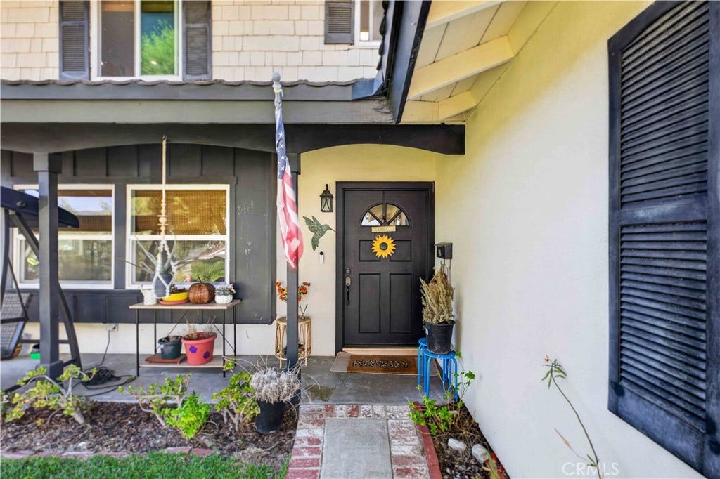 28711 Macklin Avenue, Canyon Country, CA 91387 28711 Macklin Avenue, Canyon Country, CA 91387