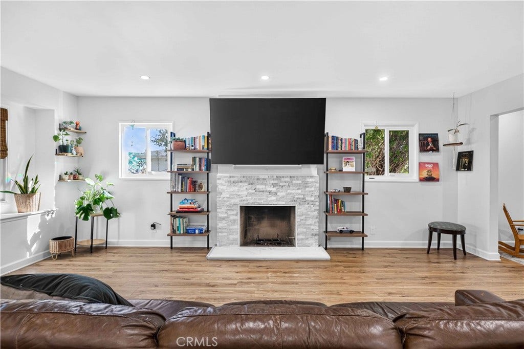 28711 Macklin Avenue, Canyon Country, CA 91387 28711 Macklin Avenue, Canyon Country, CA 91387