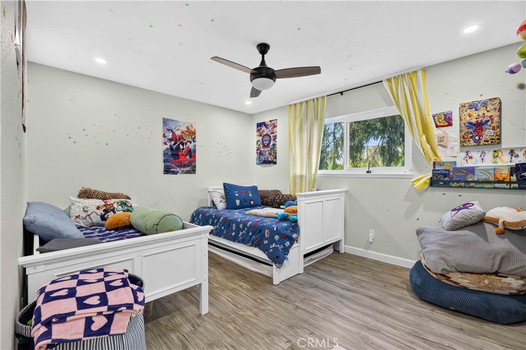 28711 Macklin Avenue, Canyon Country, CA 91387 28711 Macklin Avenue, Canyon Country, CA 91387