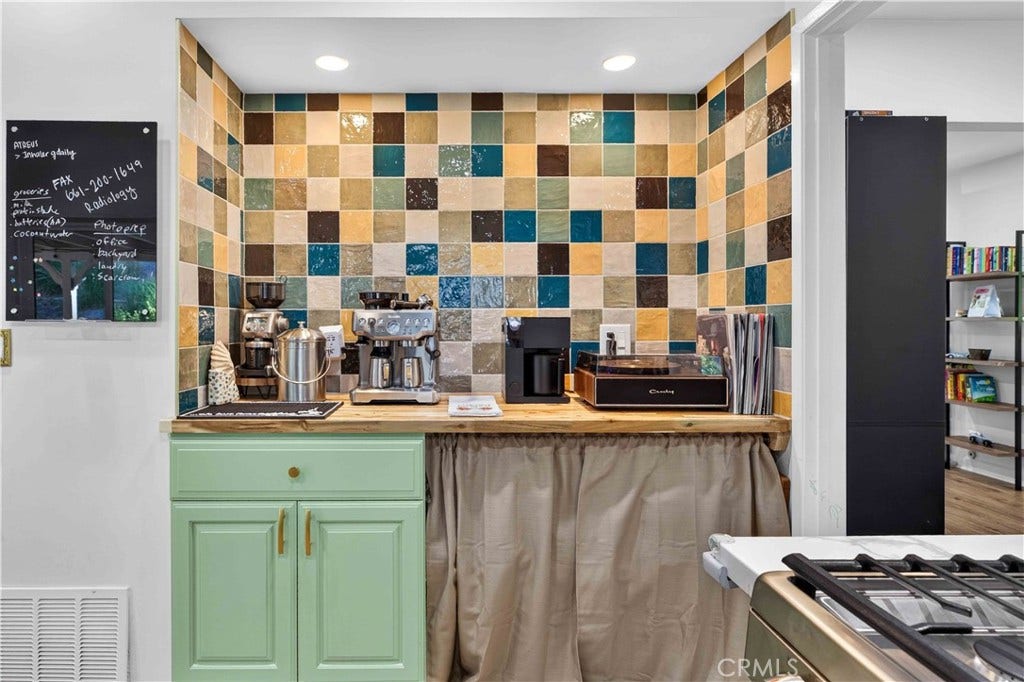 28711 Macklin Avenue, Canyon Country, CA 91387 28711 Macklin Avenue, Canyon Country, CA 91387