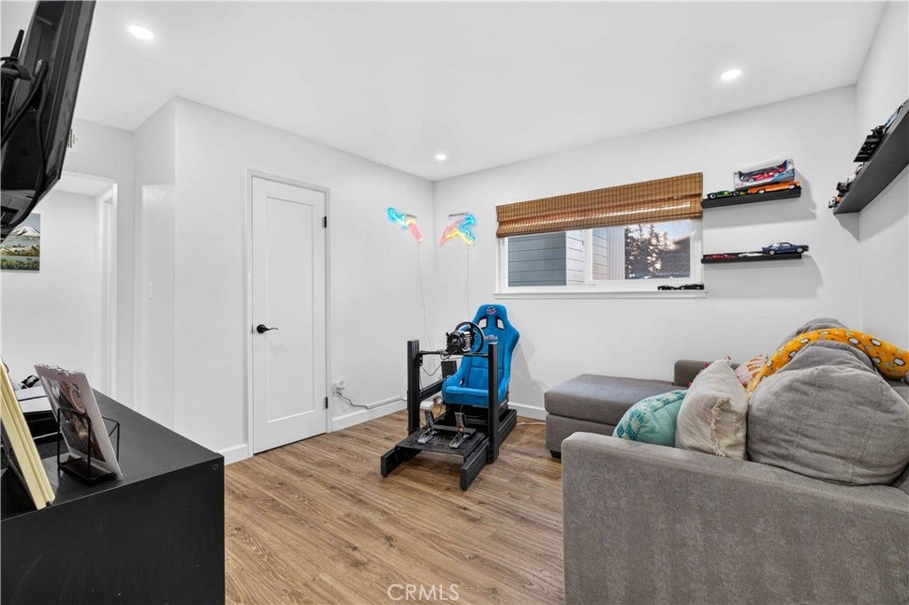 28711 Macklin Avenue, Canyon Country, CA 91387 28711 Macklin Avenue, Canyon Country, CA 91387