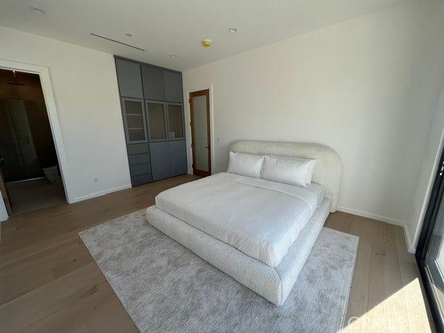 18817 Edleen, Tarzana, CA 91356