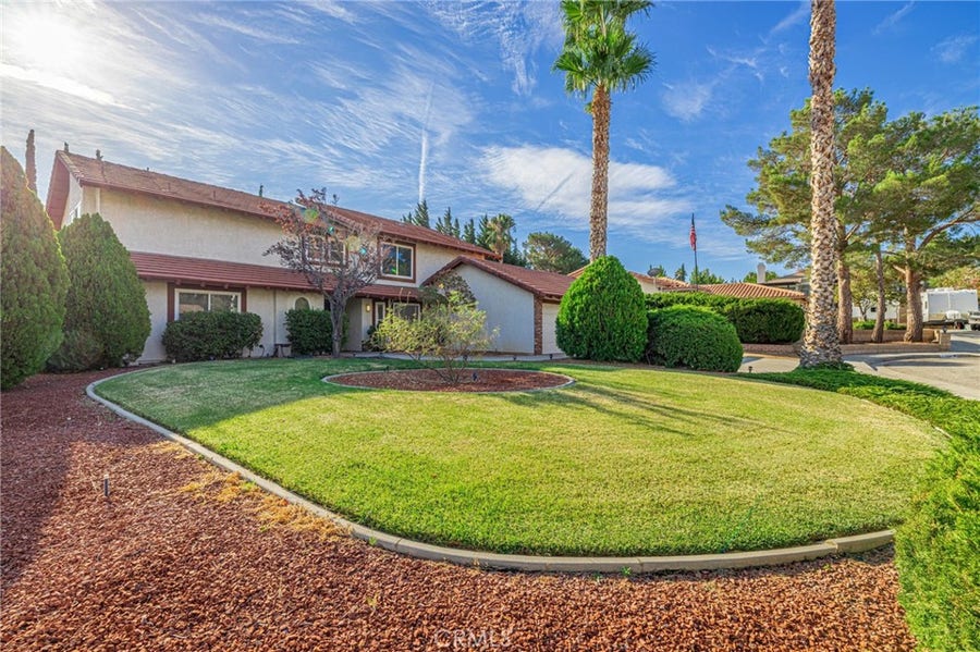 Property photo for 41340 Myrtle, Palmdale, CA