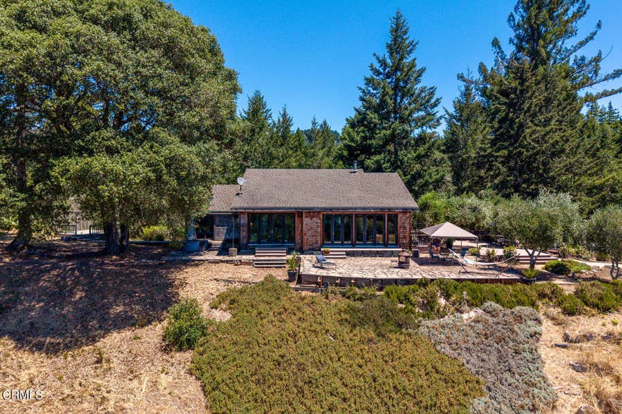Property photo for 3400 Chardonnay Lane, Philo, CA