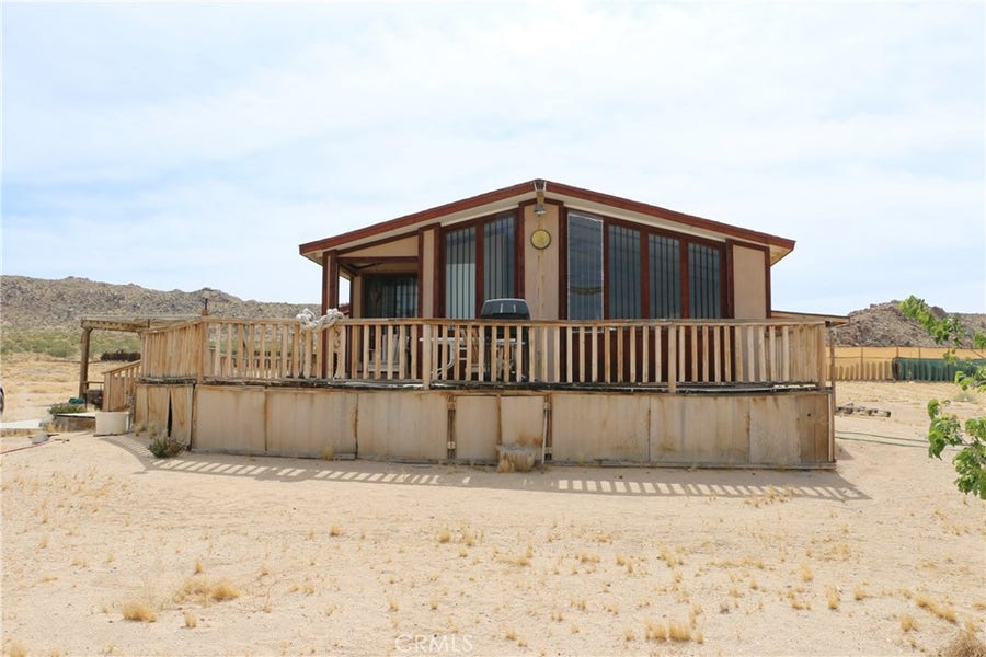 Property photo for 42480 Buckeye Lane, Lucerne Valley, CA