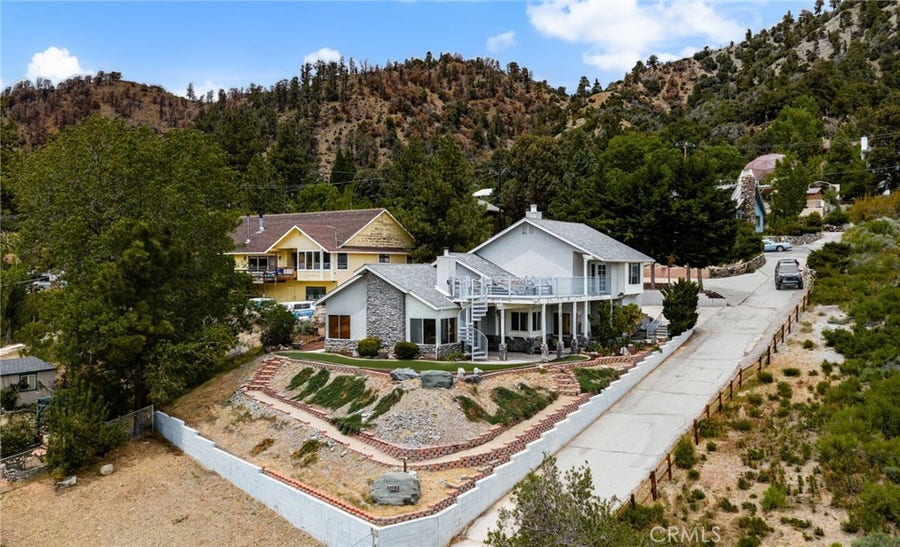 Property photo for 1116 Ca-2, Wrightwood, CA