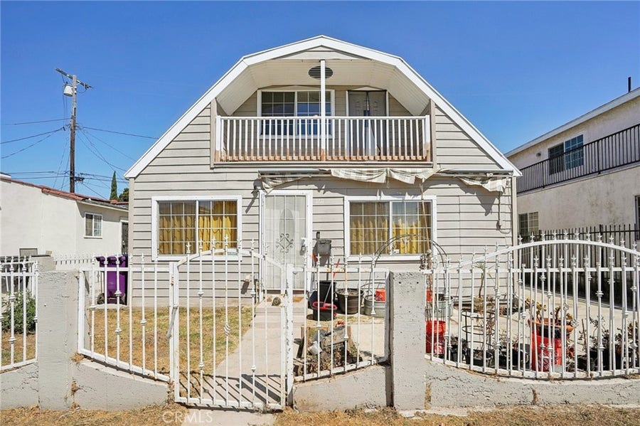 Property photo for 1211 E Leigh Court, Long Beach, CA