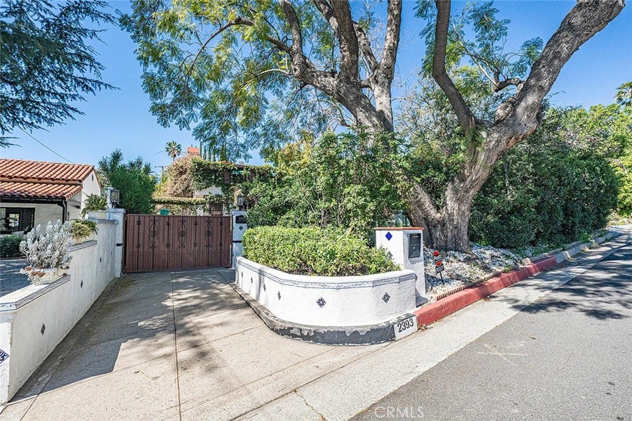 Property photo for 2393 Allen Avenue, Altadena, CA