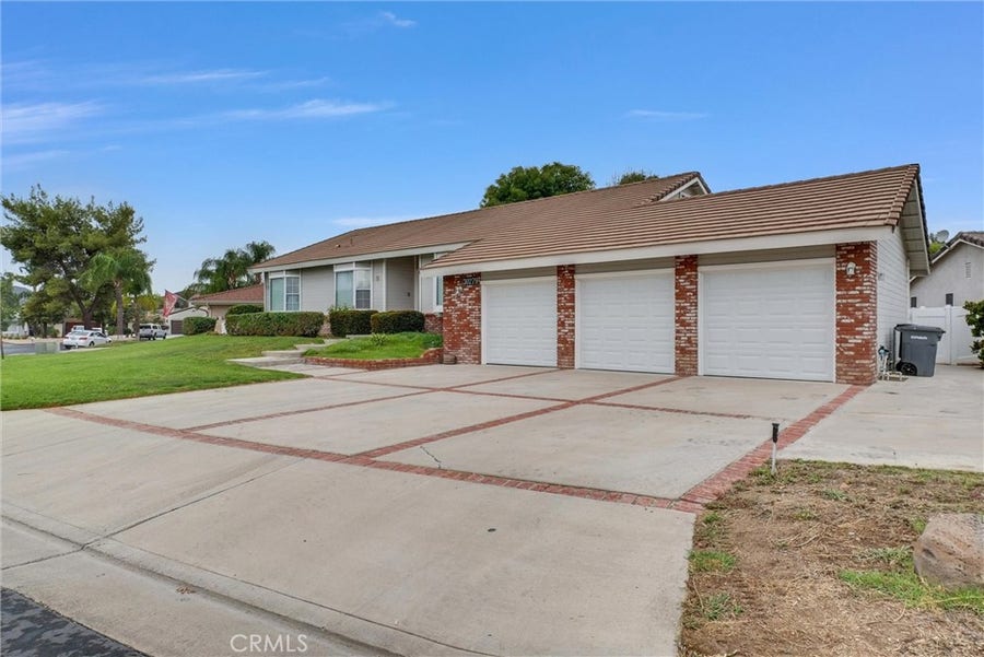 Property photo for 30279 Clear Water, Canyon Lake, CA