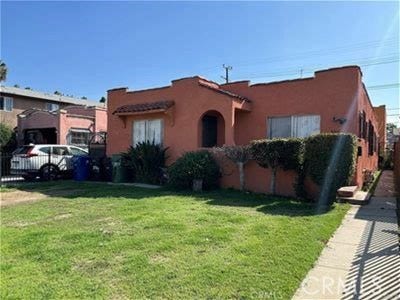 Property photo for 5302 S Manhattan, Los Angeles, CA