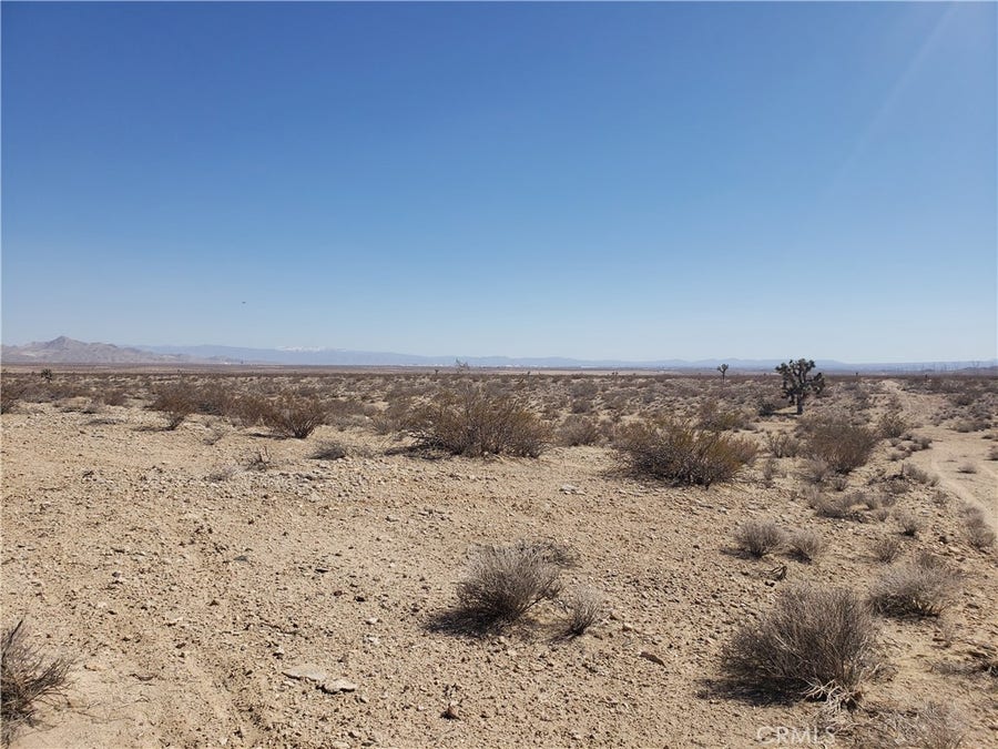 Property photo for 0 0460-291-24-0000 Bannock Rd, Adelanto, CA