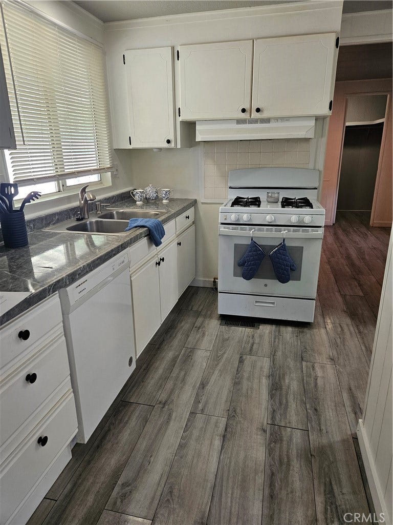 3825 Valley Blvd, #25, Walnut, CA 91789 3825 Valley Blvd, #25, Walnut, CA 91789