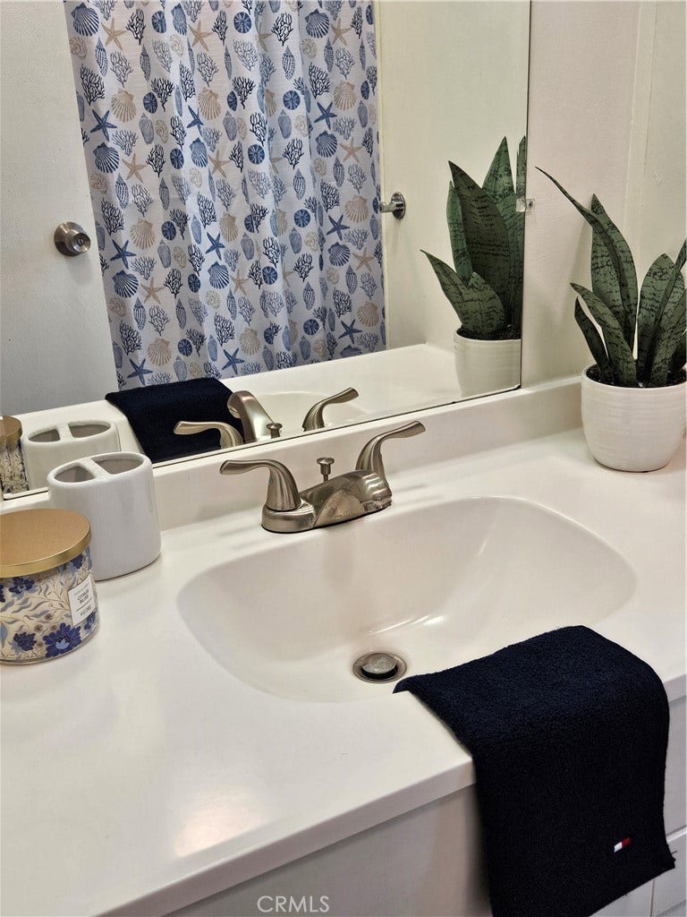 3825 Valley Blvd, #25, Walnut, CA 91789 3825 Valley Blvd, #25, Walnut, CA 91789