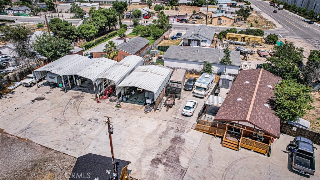 26068 5th, San Bernardino, CA 92410 26068 5th, San Bernardino, CA 92410