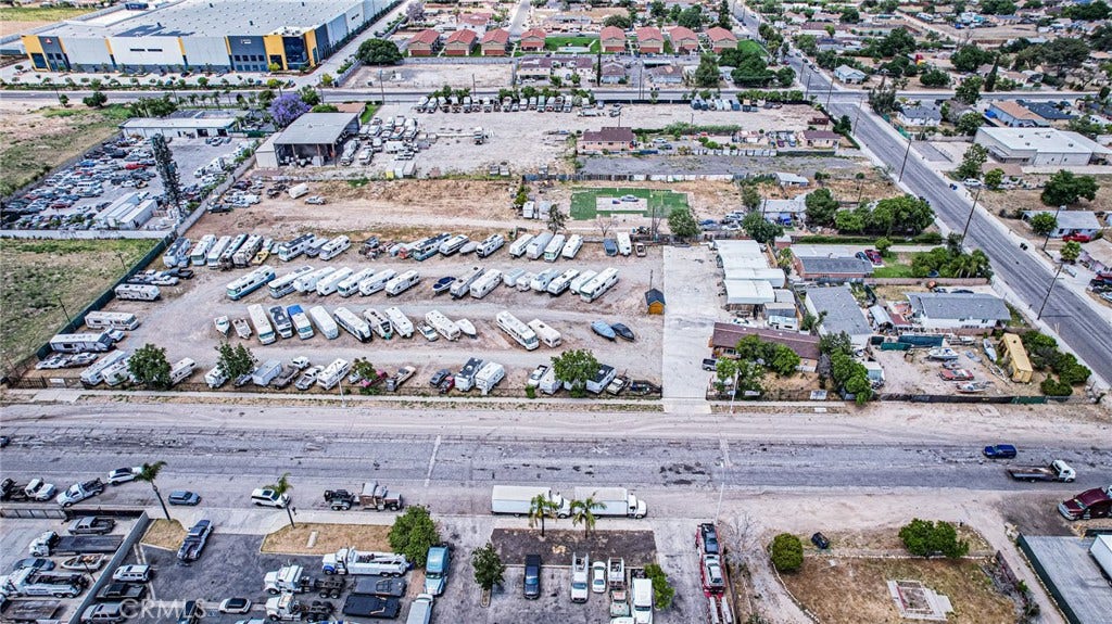 26068 5th, San Bernardino, CA 92410 26068 5th, San Bernardino, CA 92410
