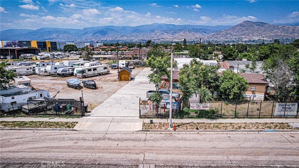 26068 5th, San Bernardino, CA 92410 26068 5th, San Bernardino, CA 92410