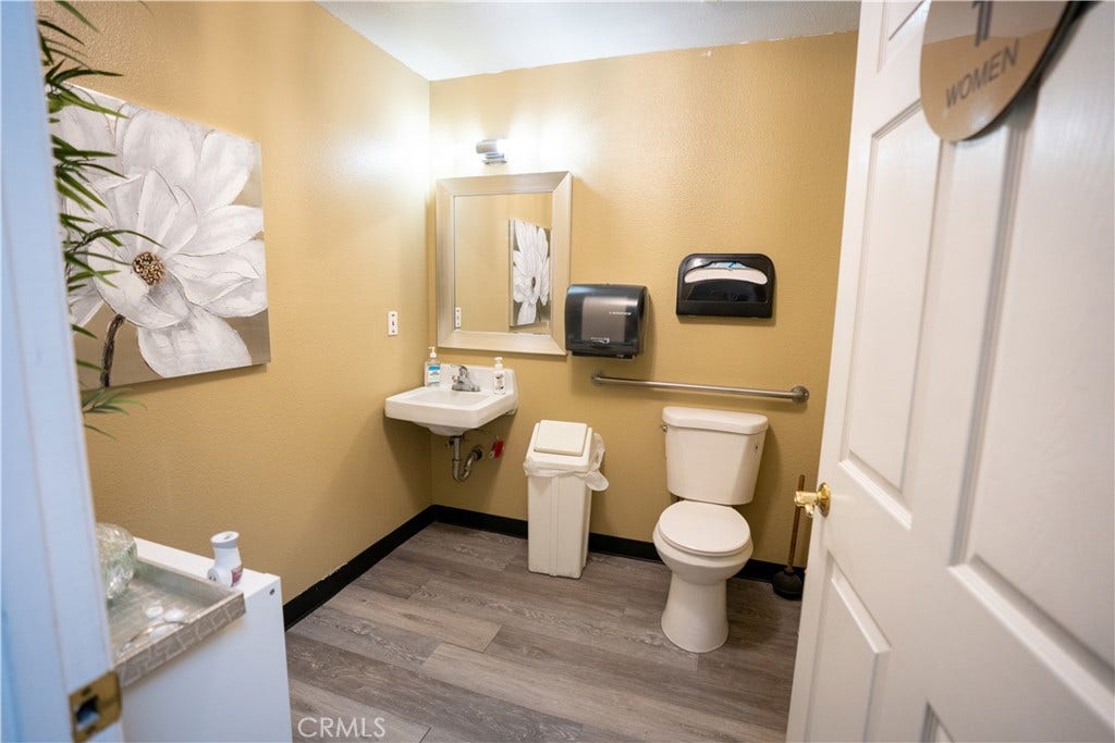 820 N E, San Bernardino, CA 92410 820 N E, San Bernardino, CA 92410