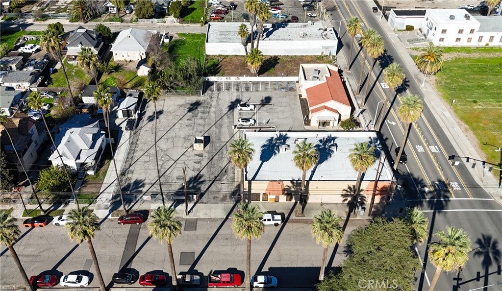 820 N E, San Bernardino, CA 92410 820 N E, San Bernardino, CA 92410