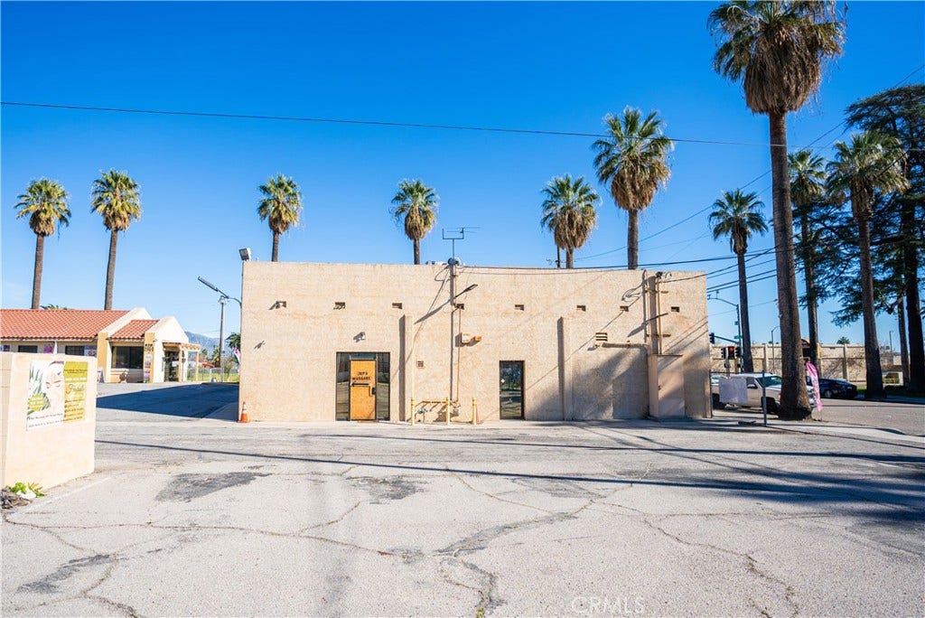 802 N E, San Bernardino, CA 92410 802 N E, San Bernardino, CA 92410