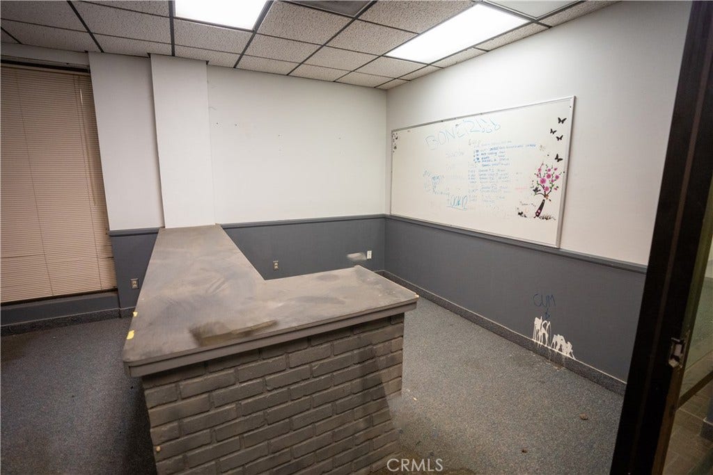 802 N E, San Bernardino, CA 92410 802 N E, San Bernardino, CA 92410