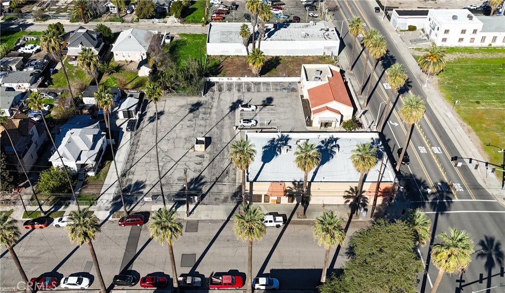 802 N E, San Bernardino, CA 92410 802 N E, San Bernardino, CA 92410