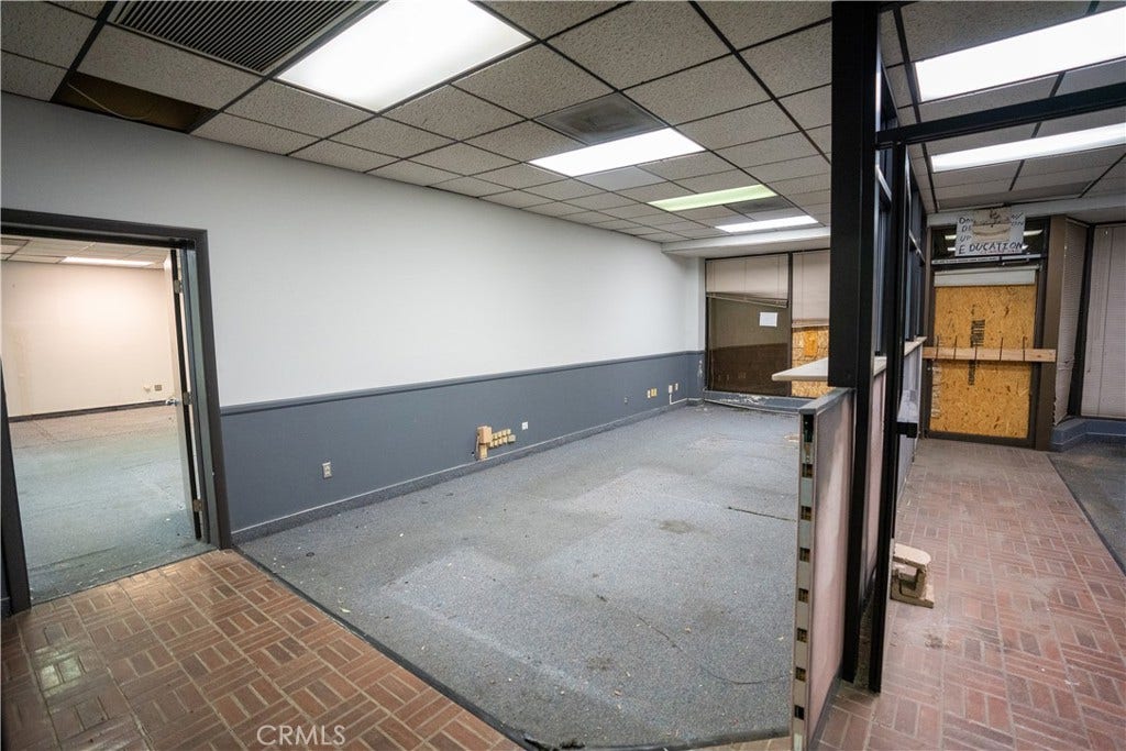 802 N E, San Bernardino, CA 92410 802 N E, San Bernardino, CA 92410