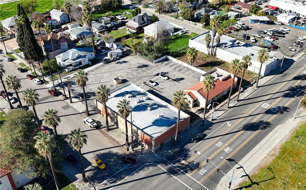 802 N E, San Bernardino, CA 92410 802 N E, San Bernardino, CA 92410