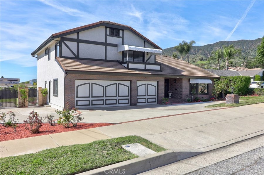 Property photo for 605 Live Oak Avenue, Glendora, CA