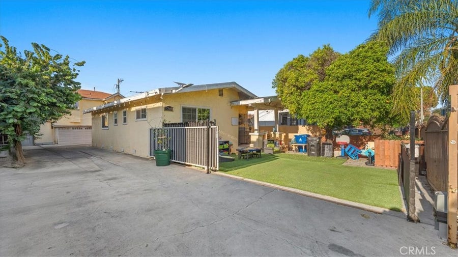 Property photo for 2740 Fairmount, Los Angeles, CA