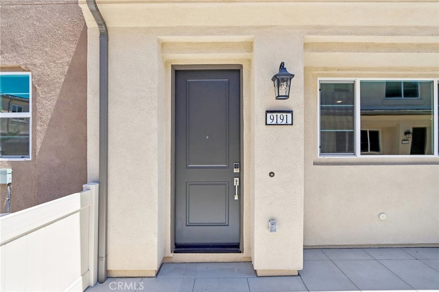 Property photo for 9191 Waverly Lane, Riverside, CA