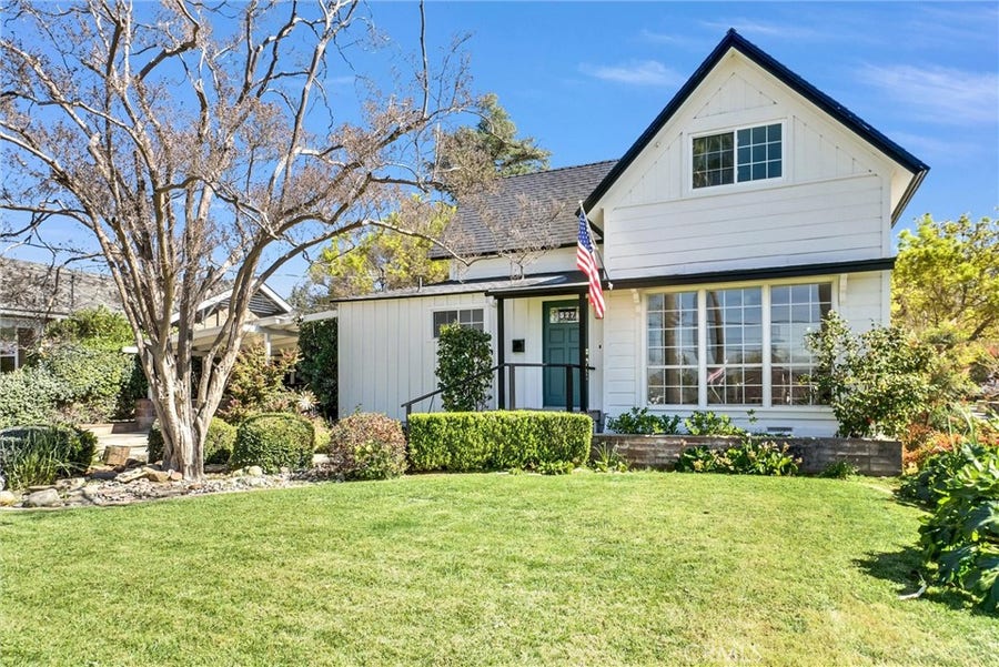 Property photo for 527 W Palm, Redlands, CA