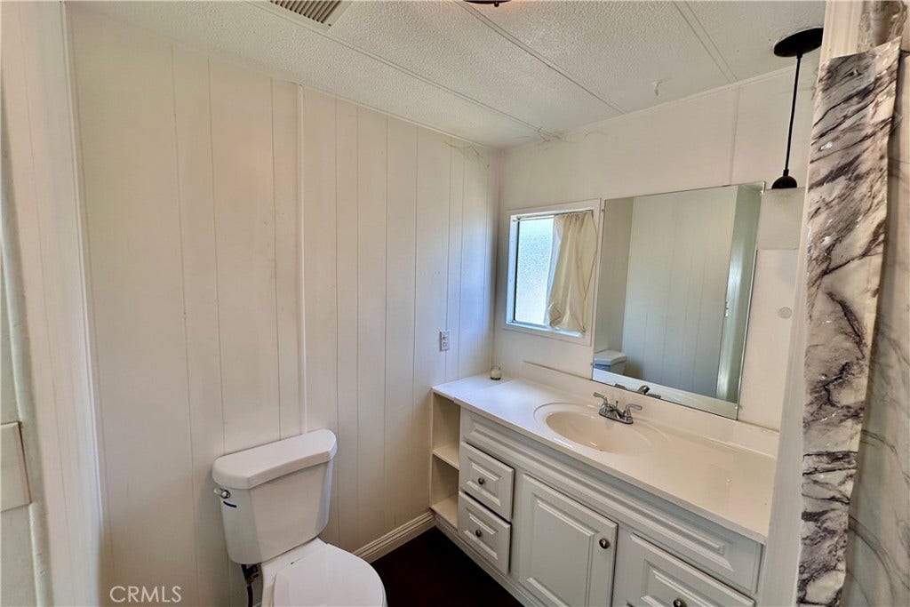 3825 Valley Boulevard, #46, Walnut, CA 91789 bath