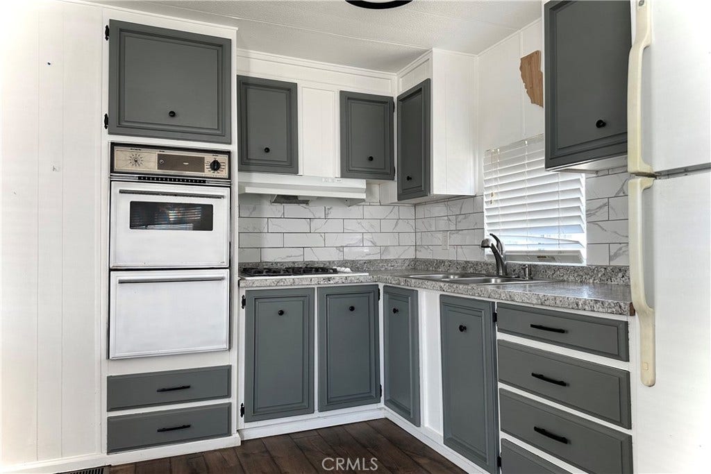 3825 Valley Boulevard, #46, Walnut, CA 91789 kitchen