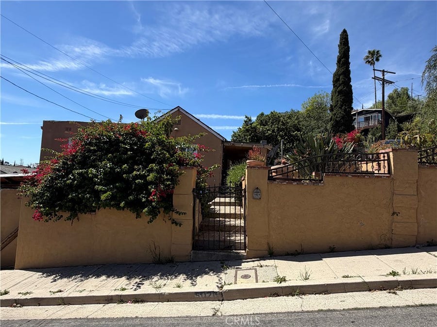 Property photo for 5026 Chester, Los Angeles, CA