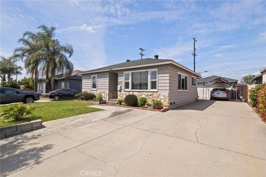 Property photo for 333 N Vernon, Azusa, CA