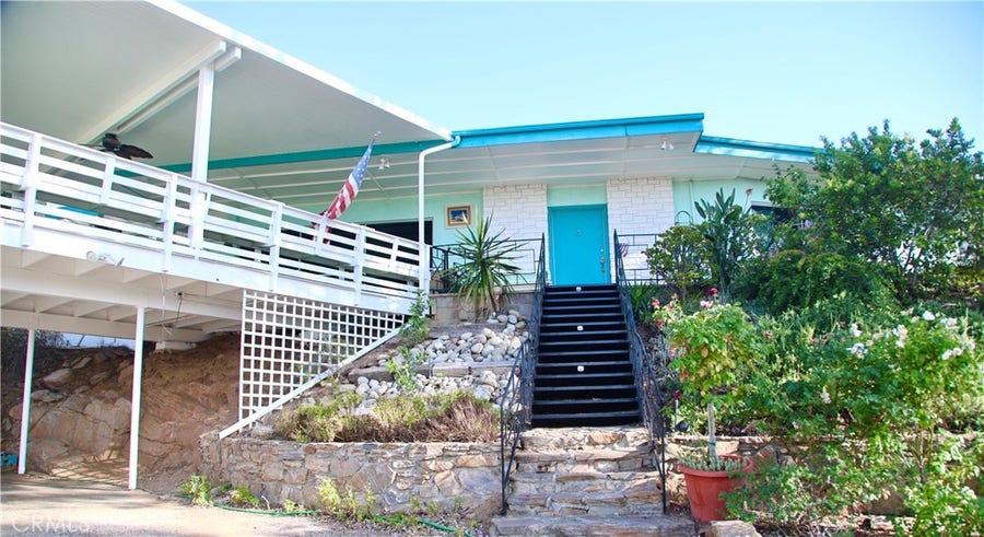Property photo for 28291 Vista Del Valle, Hemet, CA