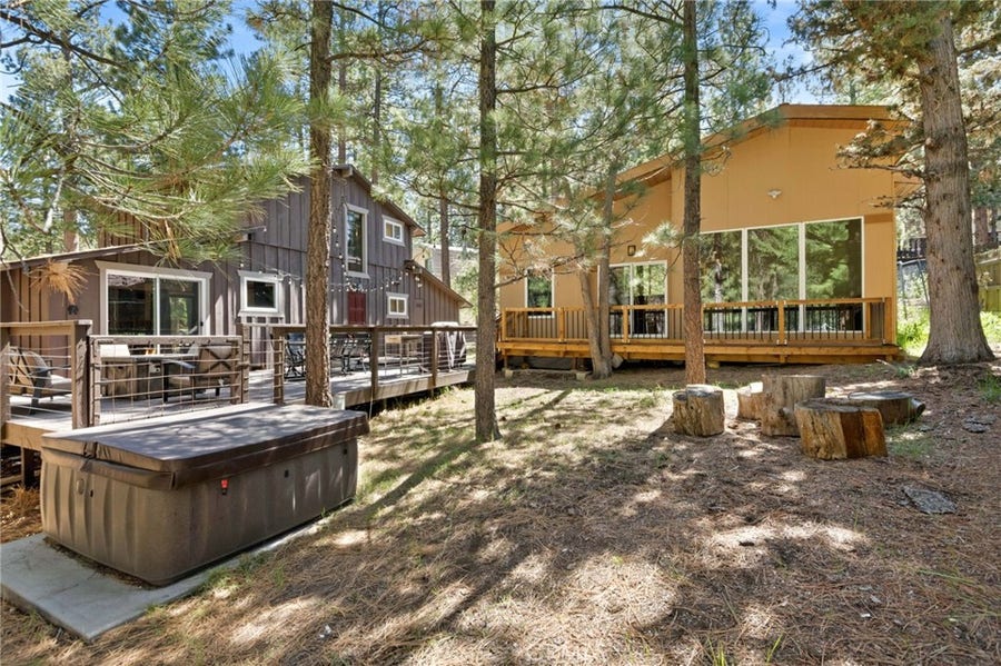 Property photo for 426 Crystal Court, Big Bear Lake, CA