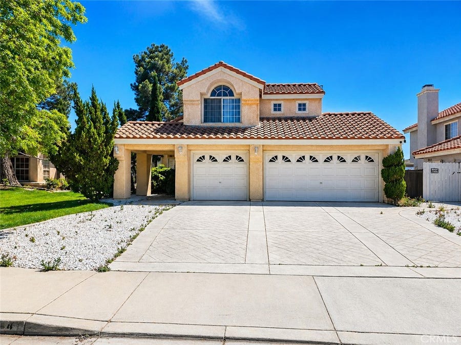 Property photo for 6044 Catalina, Palmdale, CA