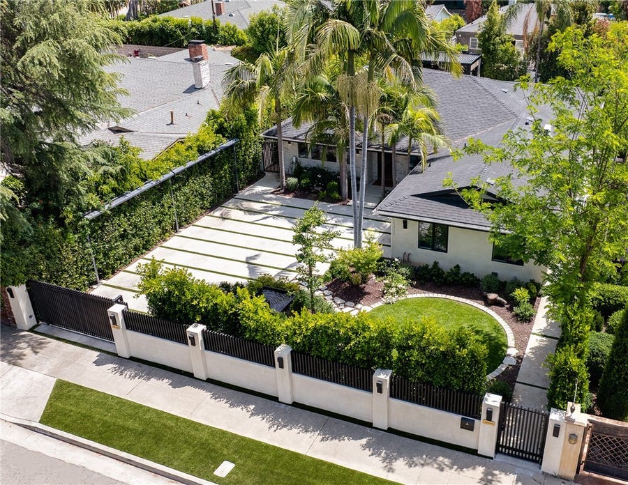 Property photo for 13946 Chandler, Sherman Oaks, CA