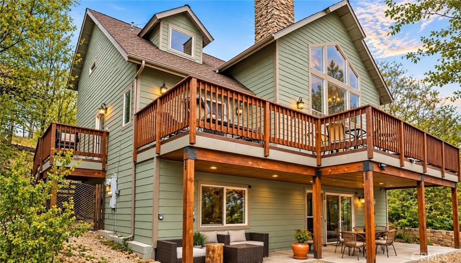 Property photo for 756 Brentwood, Lake Arrowhead, CA