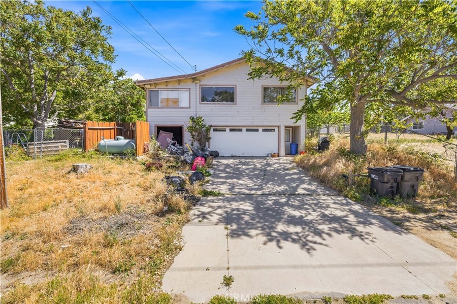 Property photo for 14971 Sunnydale, Lake Hughes, CA