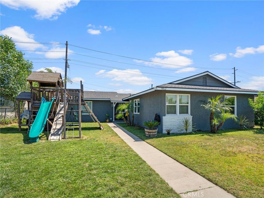 Property photo for 952 E La Verne, Pomona, CA
