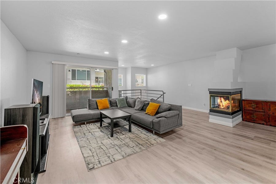 Property photo for 2101 Glenada Avenue, #2, Montrose, CA