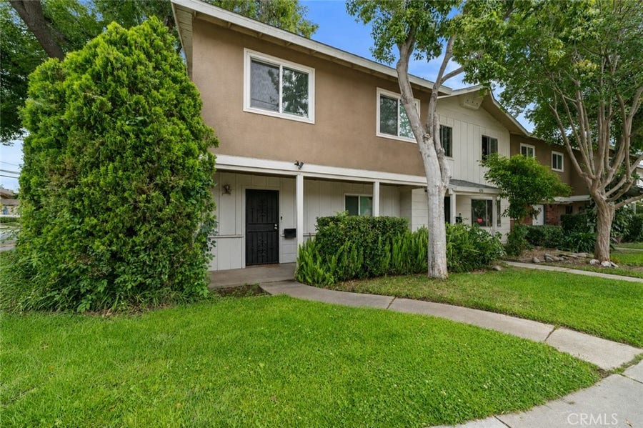 Property photo for 698 E 5th Street, Azusa, CA