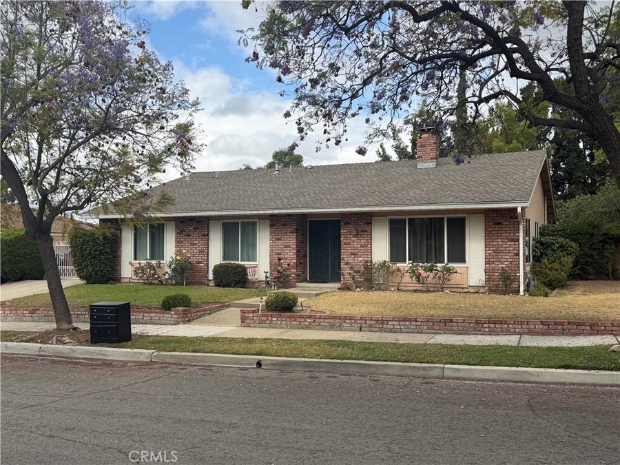 Property photo for 2159 Edinboro Avenue, Claremont, CA